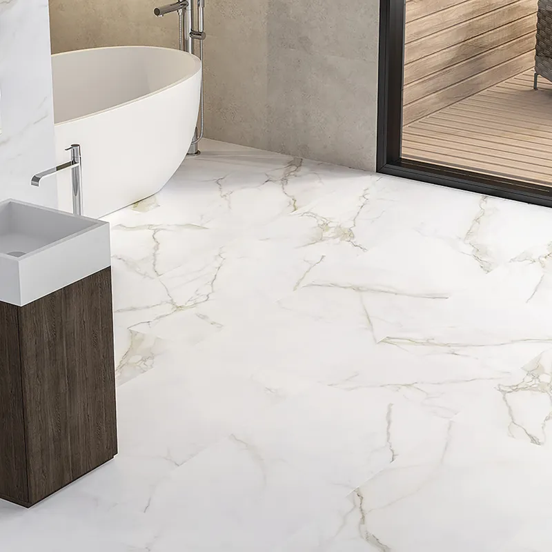 azulejos blancos grandes en el baño