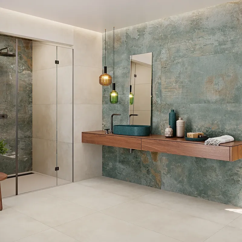 porcelanico gran formato en un baño con gran luminosidad y mucha amplitud